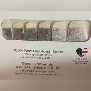 NWT- Color Street- Silver Glitter